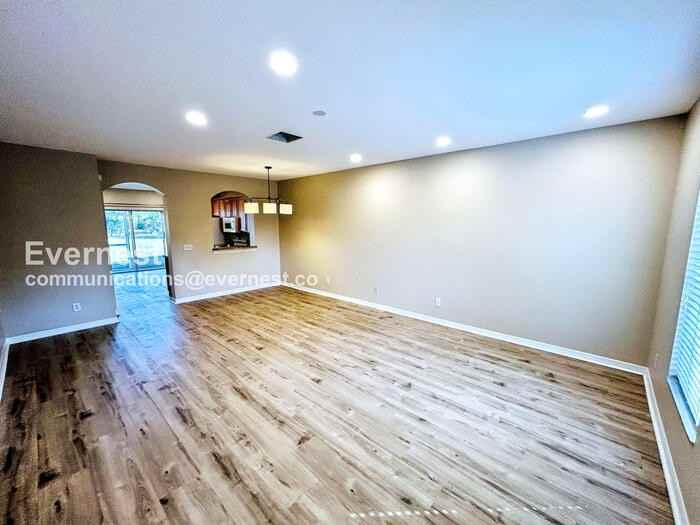 16351 Swan View Cir - Photo 6 of 31