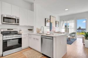 featured image of 2121 Broward Avenue