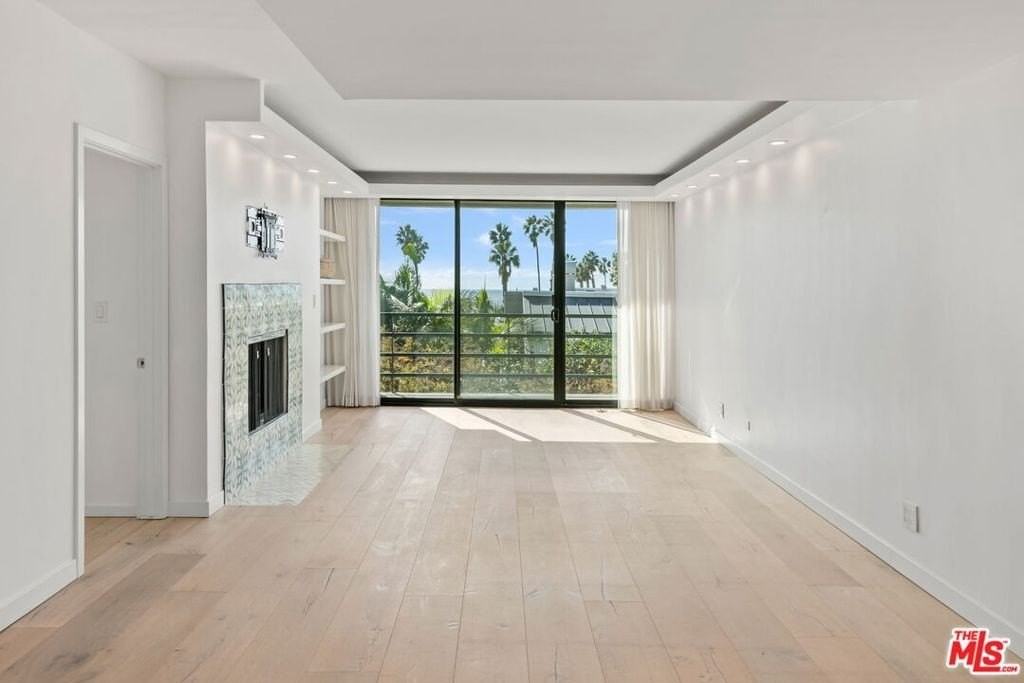 2920 Neilson Way - Photo 7 of 34