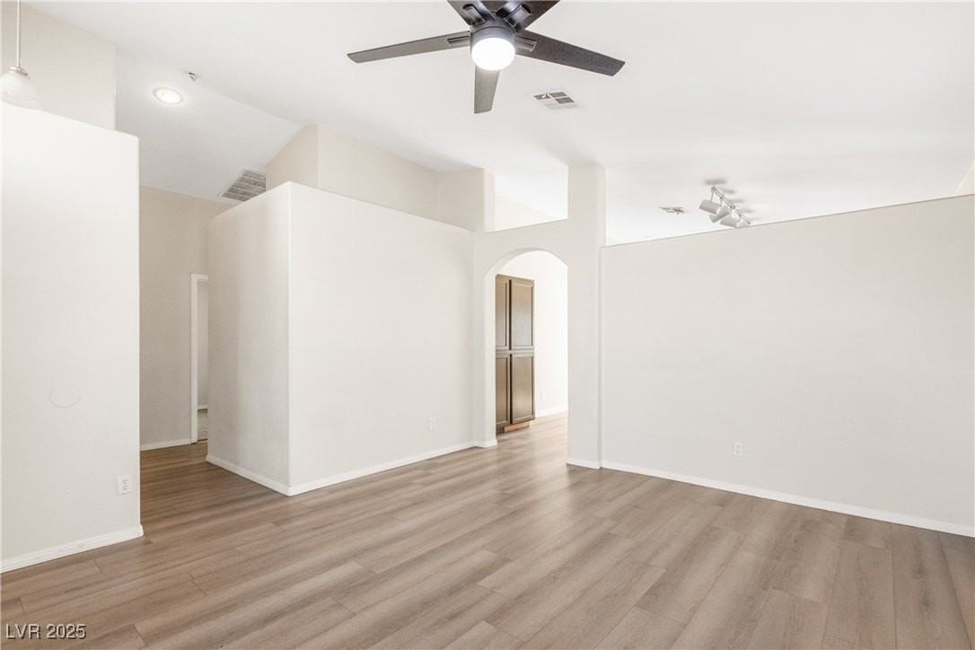 917 Blue Arroyo Dr - Photo 6 of 25