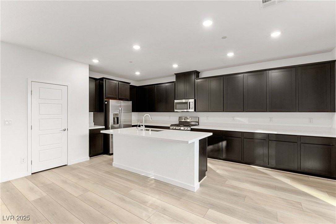 200 Viento Ridge St - Photo 7 of 32