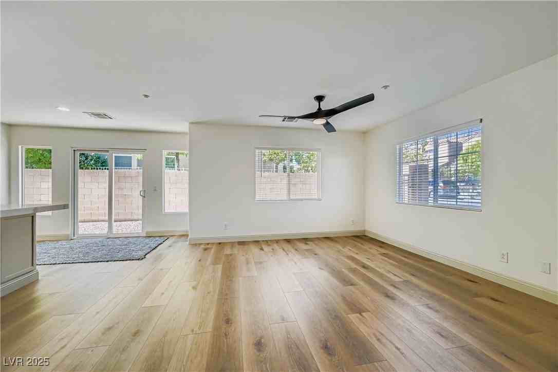 7609 Seda Court - Photo 2 of 19