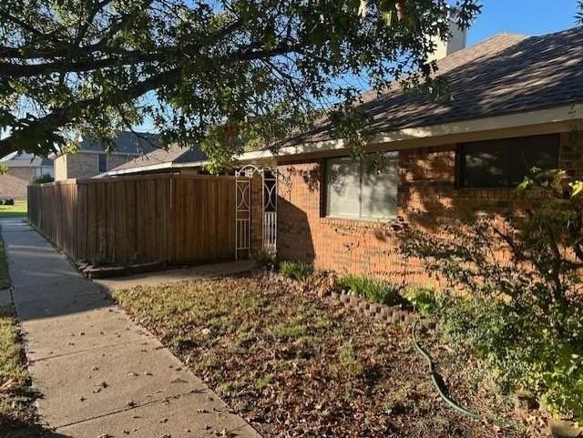 422 South Fourth Street - Photo 5 of 22