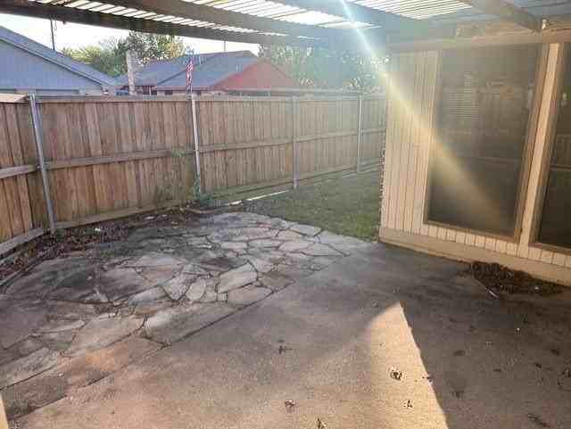 422 South Fourth Street - Photo 6 of 22