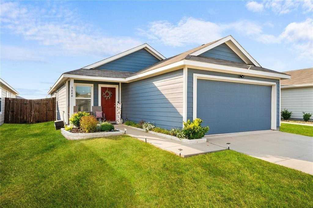 5644 Rockrose Lane - Photo 6 of 20