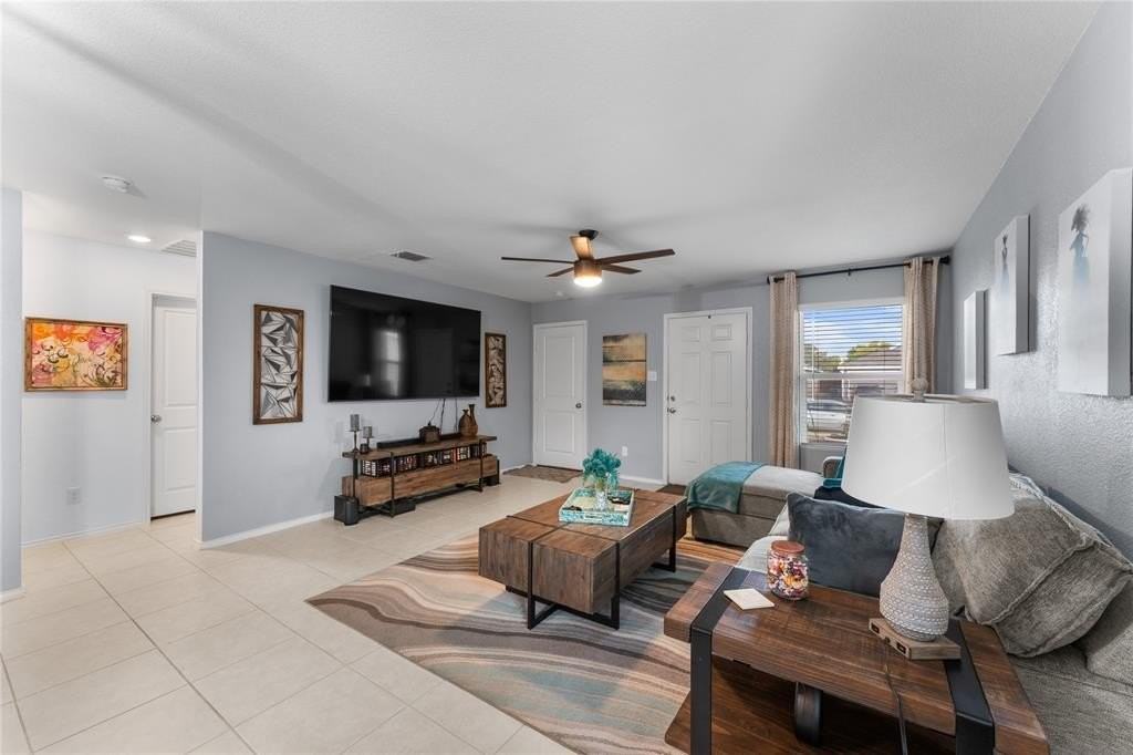 5644 Rockrose Lane - Photo 5 of 20