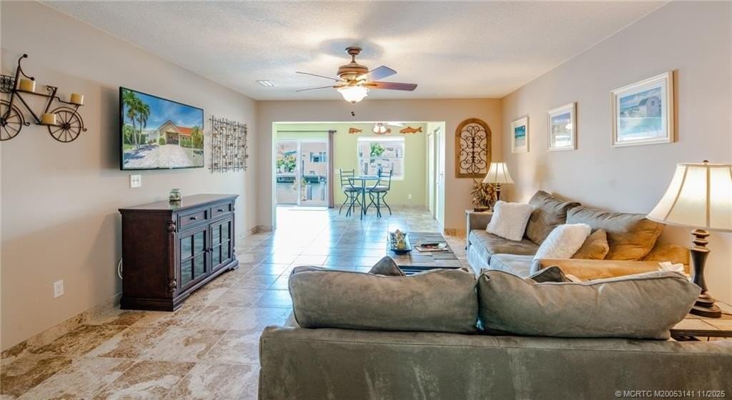 60 Aqua Ra Dr - Photo 3 of 18