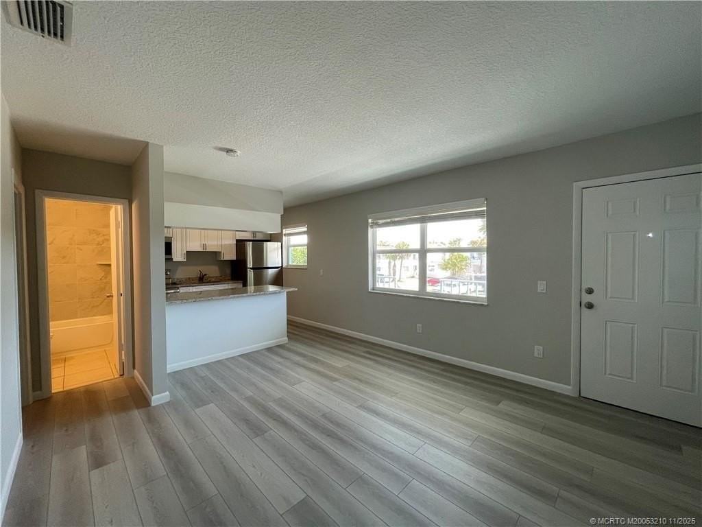 661 Hernando St Apt 9 #9 - Photo 2 of 10