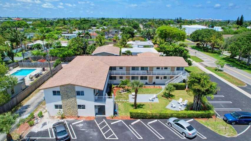 525 South Broadway - Photo 2 of 9