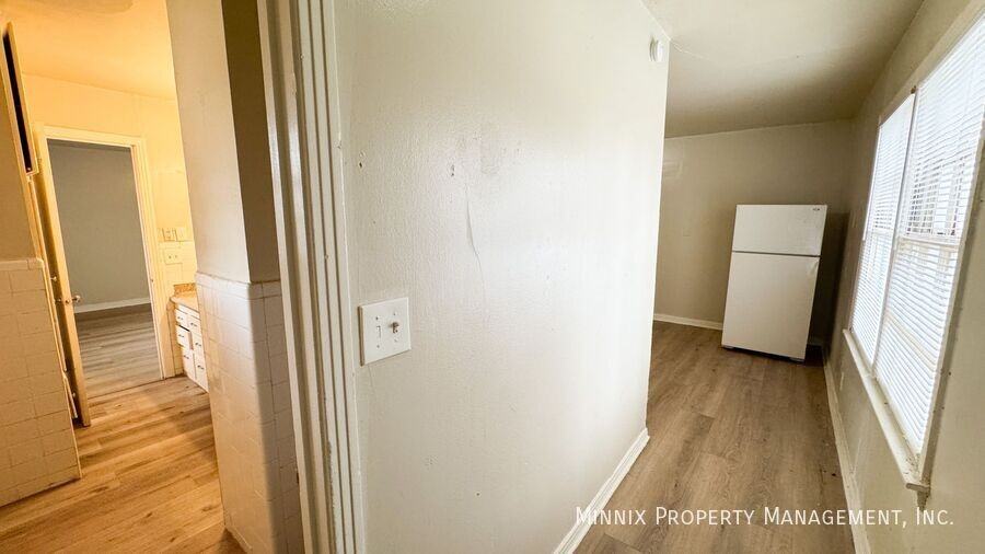 2520 41st Street #B - Photo 7 of 13