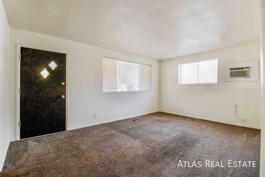 1365 S Emery St #B6 - Photo 6 of 18