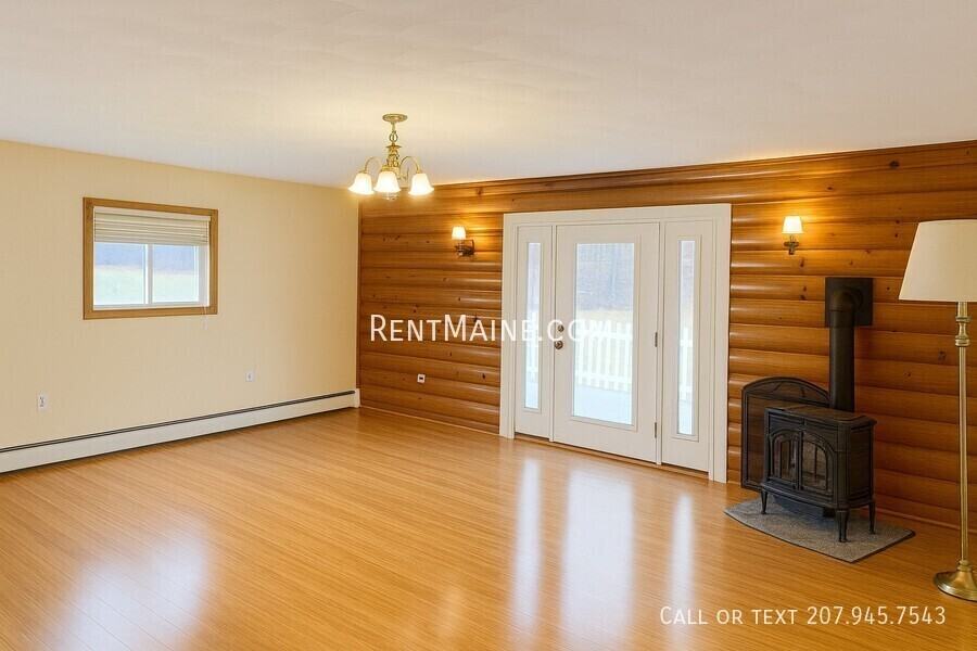 619 Main Rd - Photo 2 of 23