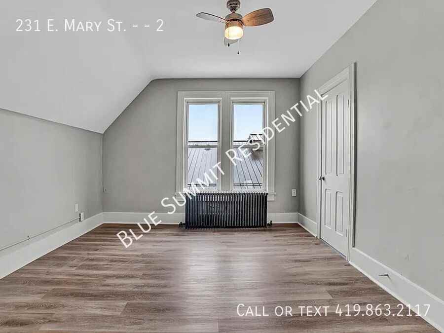 231 E Mary St #2 - Photo 4 of 12