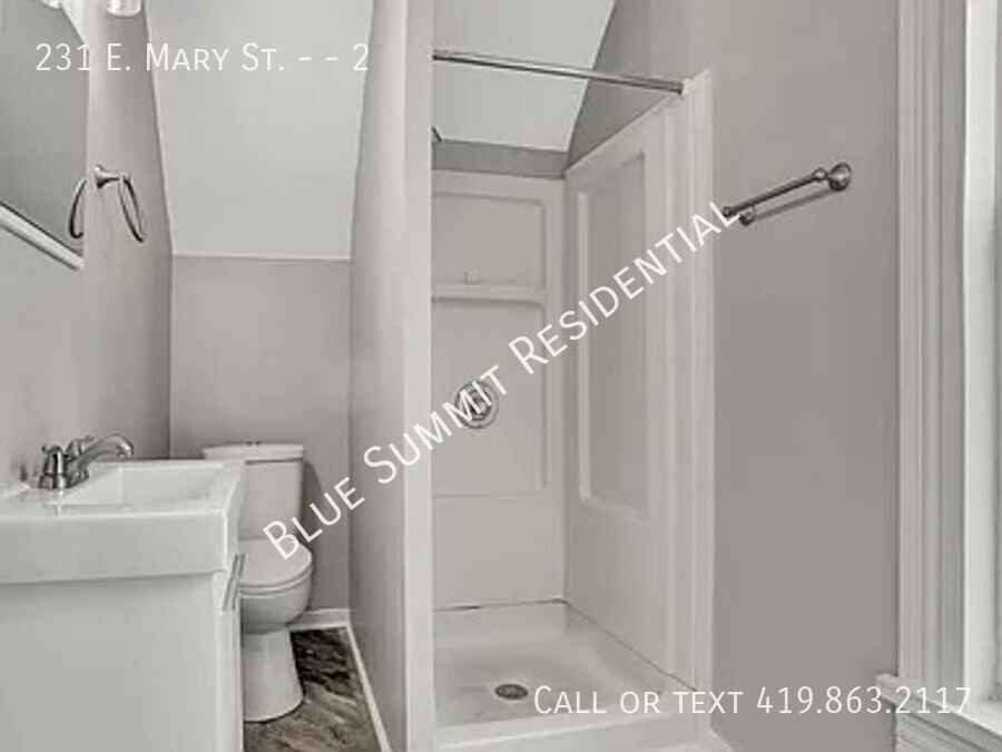 231 E Mary St #2 - Photo 5 of 12