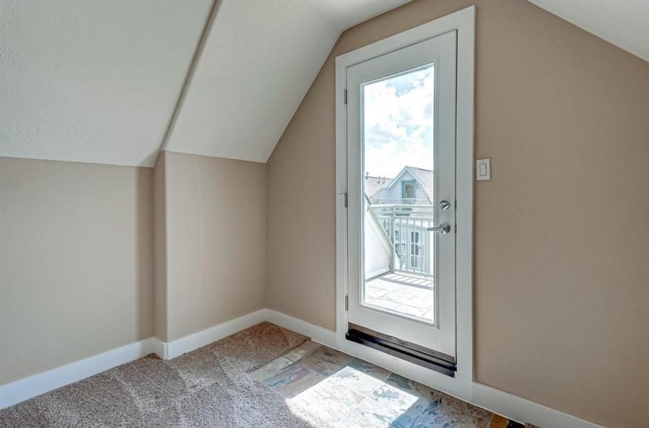 1215 Wentworth St #1215 - Photo 6 of 23