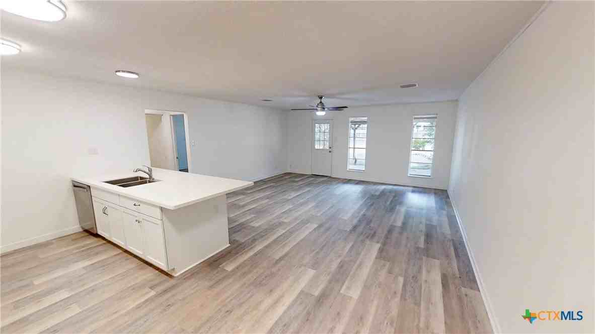 4118 Ermine Trl #4118 - Photo 2 of 31