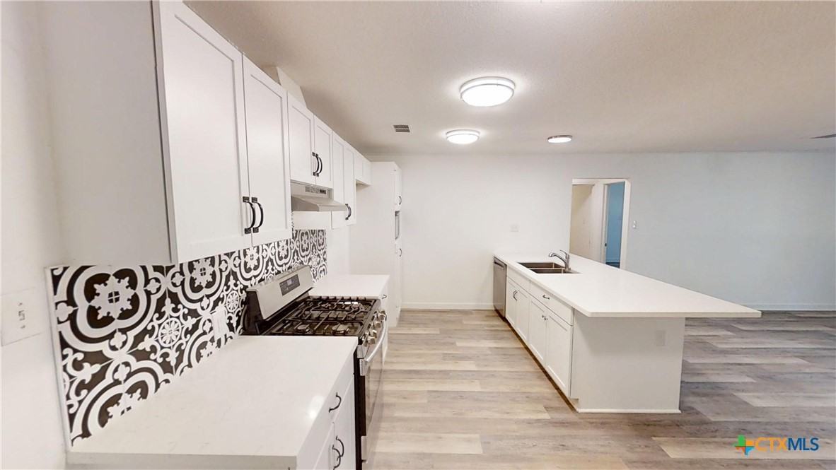 4118 Ermine Trl #4118 - Photo 3 of 31