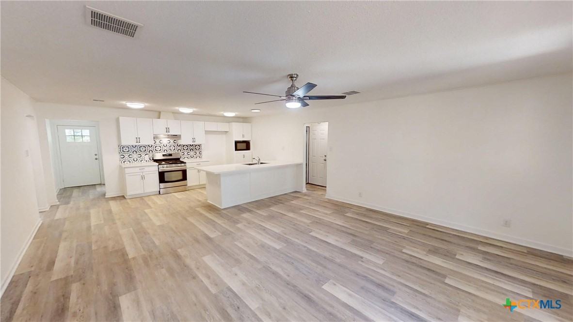 4118 Ermine Trl #4118 - Photo 6 of 31