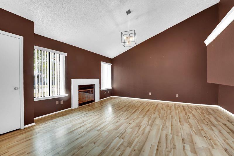 1105 Cloudcrest Ct #1105 - Photo 4 of 17