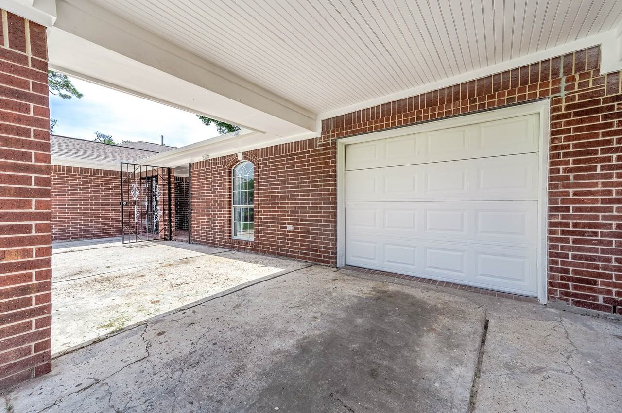 8903 Sultan Drive #8903 - Photo 3 of 36