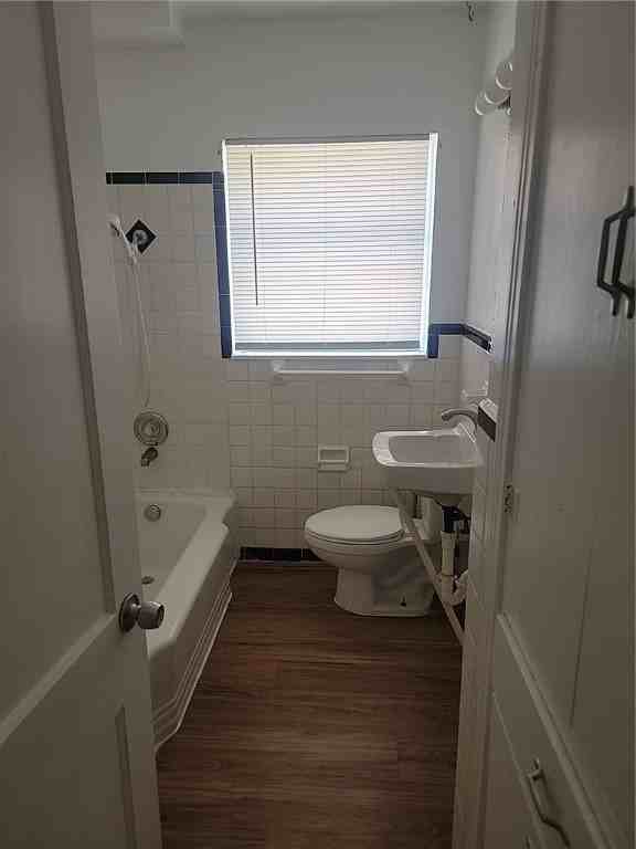 910 Ohio Avenue #910-2 - Photo 2 of 17