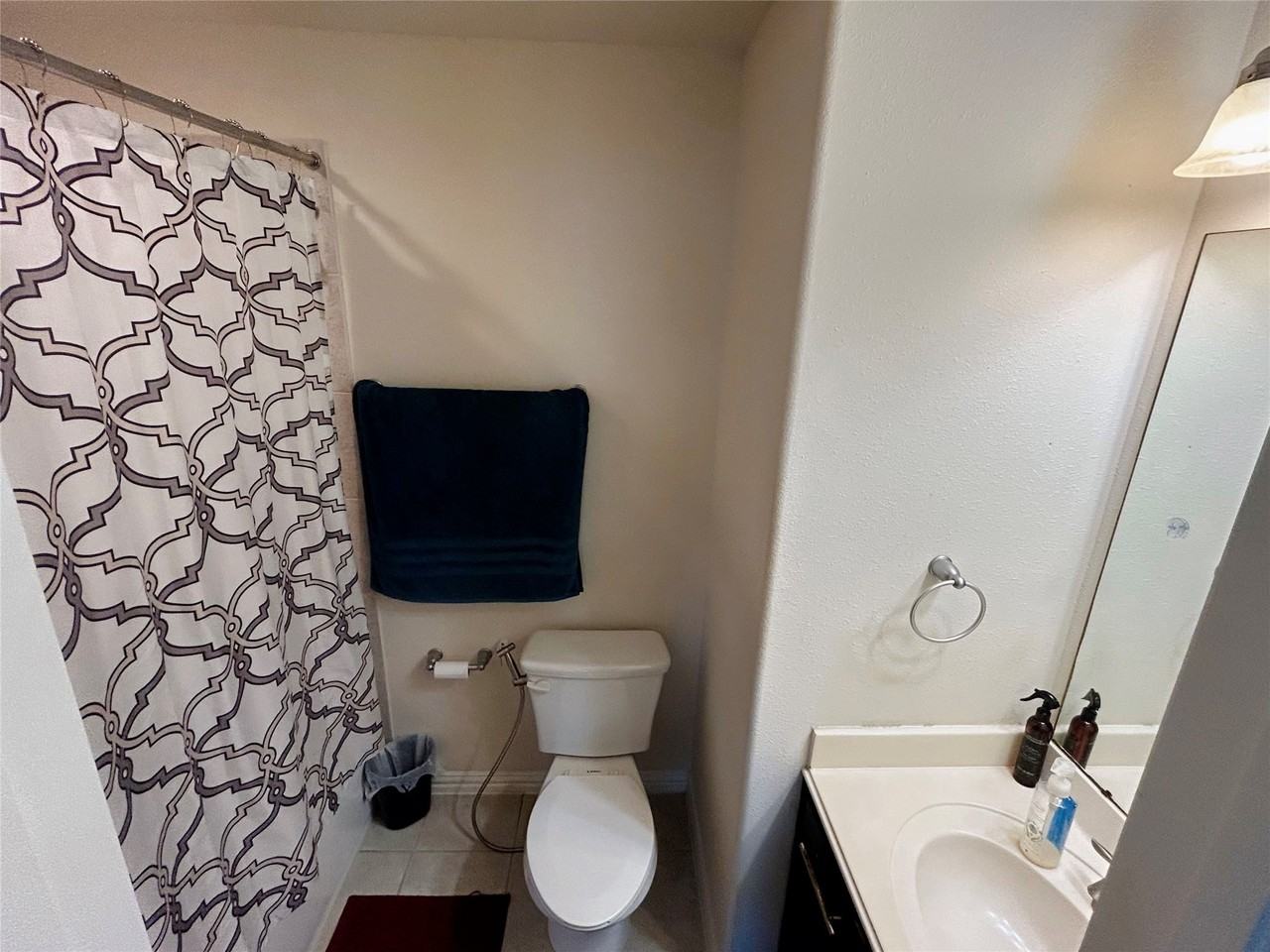 22903 Jetty Manor Ln #22903 - Photo 2 of 24