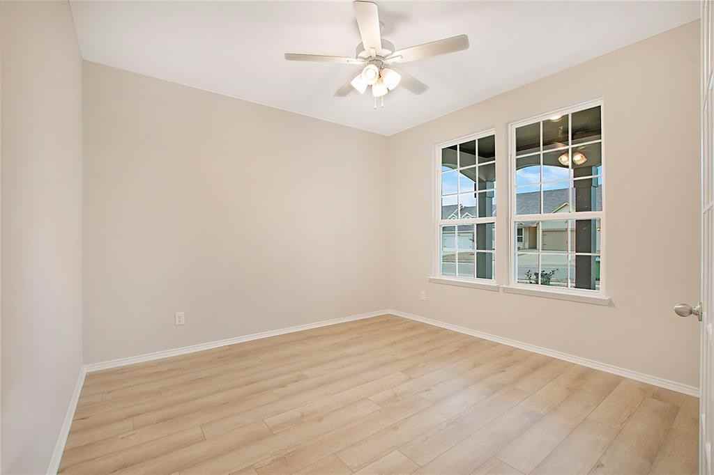 1605 Katharina Ave #1605 - Photo 7 of 35