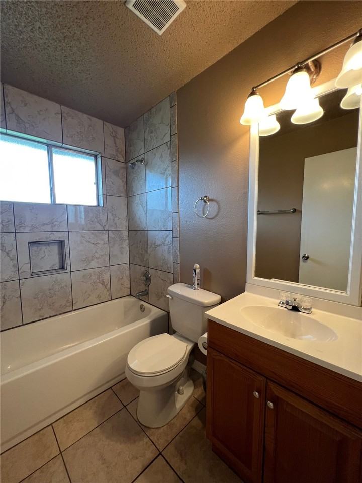 2111 Wheathall Camp Lane #2111 - Photo 5 of 10