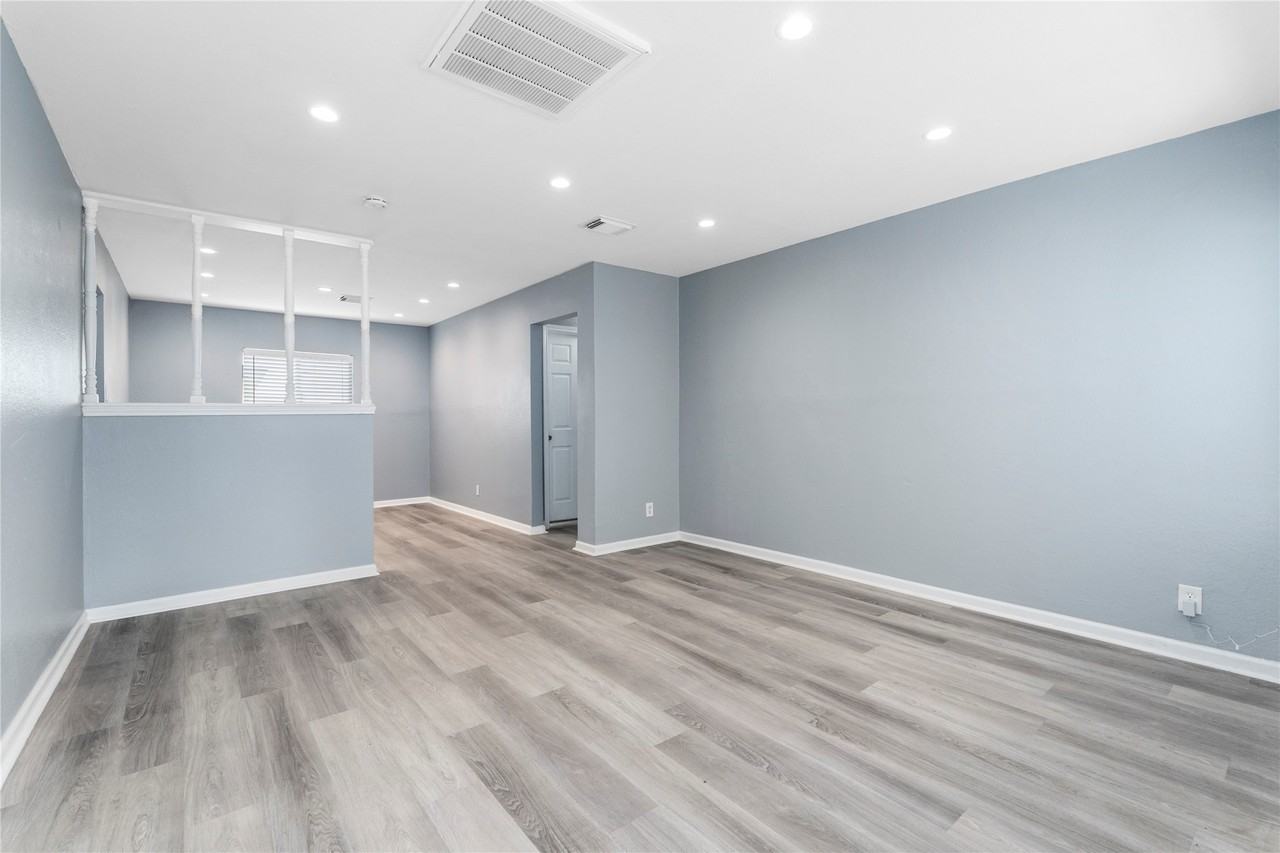 5703 Minden Street #5703 - Photo 4 of 26