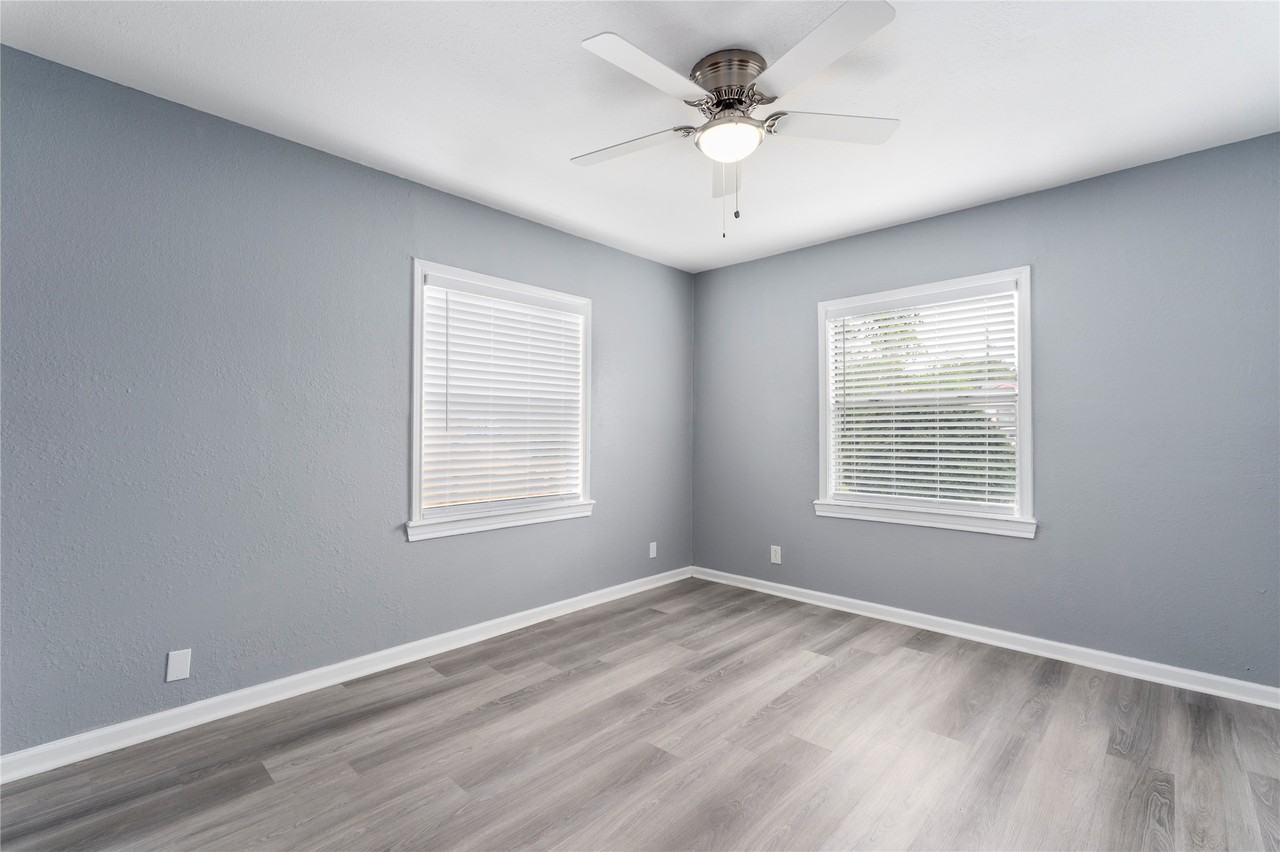 5703 Minden Street #5703 - Photo 6 of 26