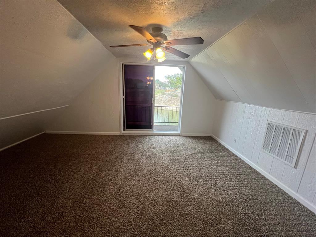 2331 Live Oak Circle #2331 - Photo 3 of 19