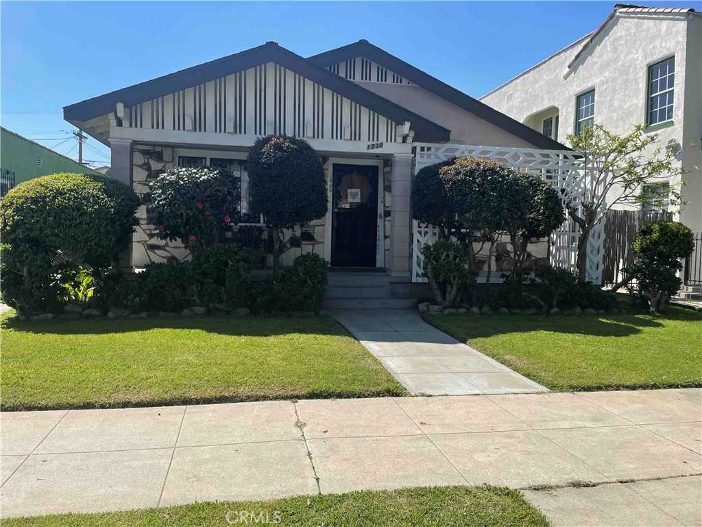 1030-1030 West 64th Street #1030 - Photo 7 of 24