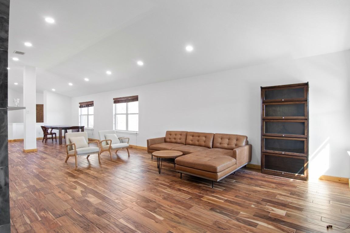 702 Bent Wood Place #702 - Photo 6 of 13