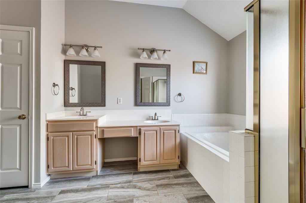 2608 Glenridge Drive #2608 - Photo 2 of 25