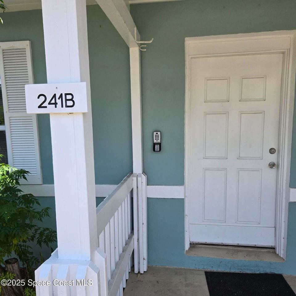 241 North Orlando Avenue #241B - Photo 2 of 9