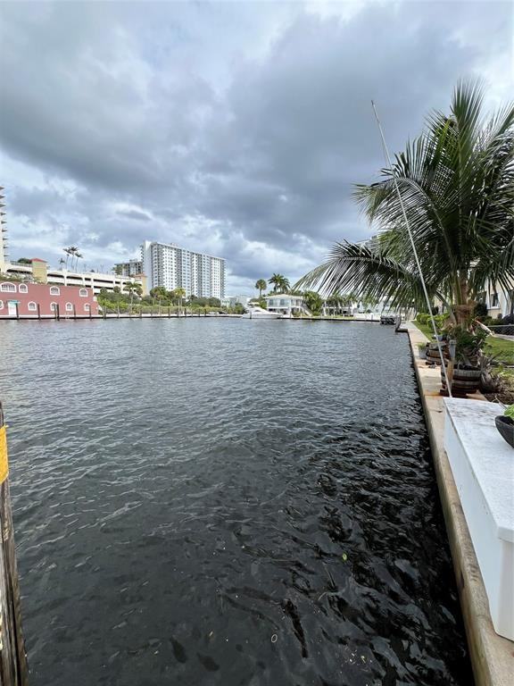 3111 Northeast 29th Street #3111-5 - Photo 2 of 11