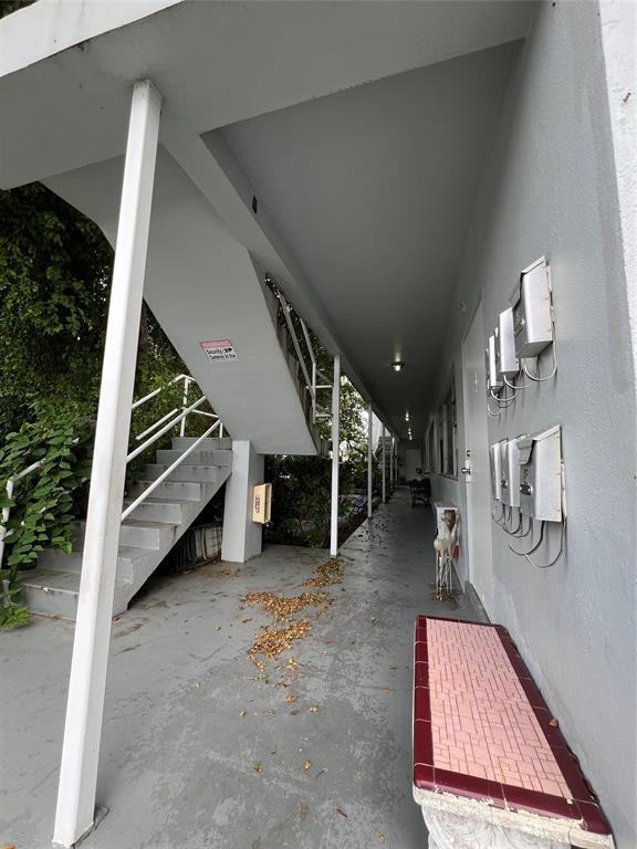 3111 Northeast 29th Street #3111-5 - Photo 5 of 11