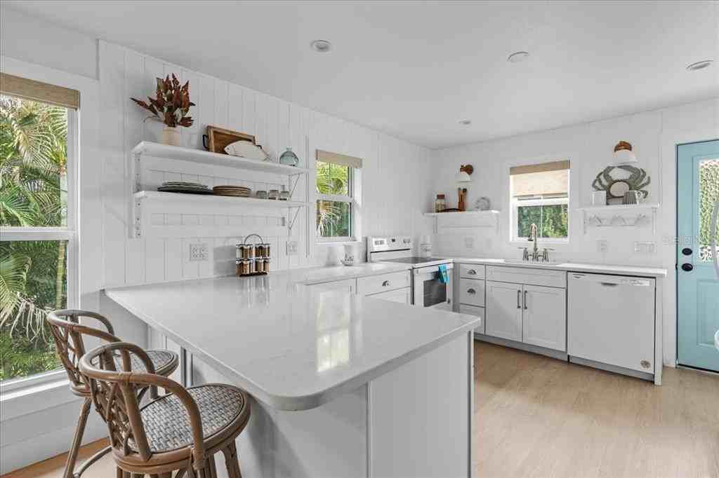 1306 Mcgregor St #1306 - Photo 3 of 29