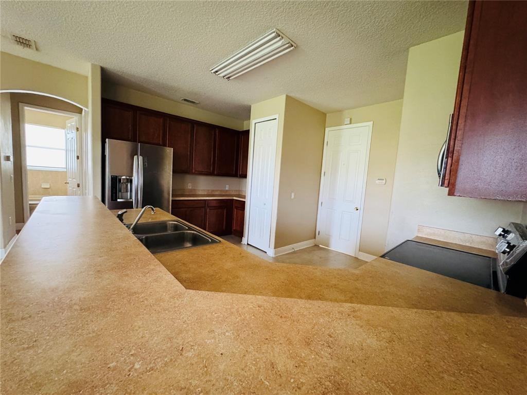 4053 Clipper Ct #4053 - Photo 3 of 17