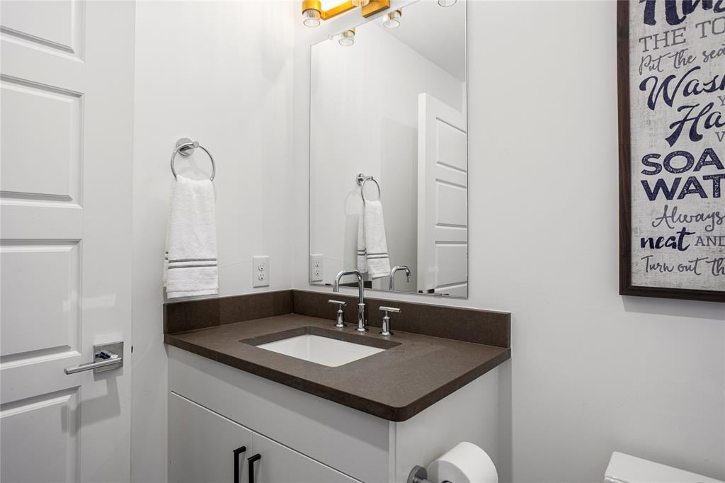 1732 Ashland Ave #1732 - Photo 3 of 30