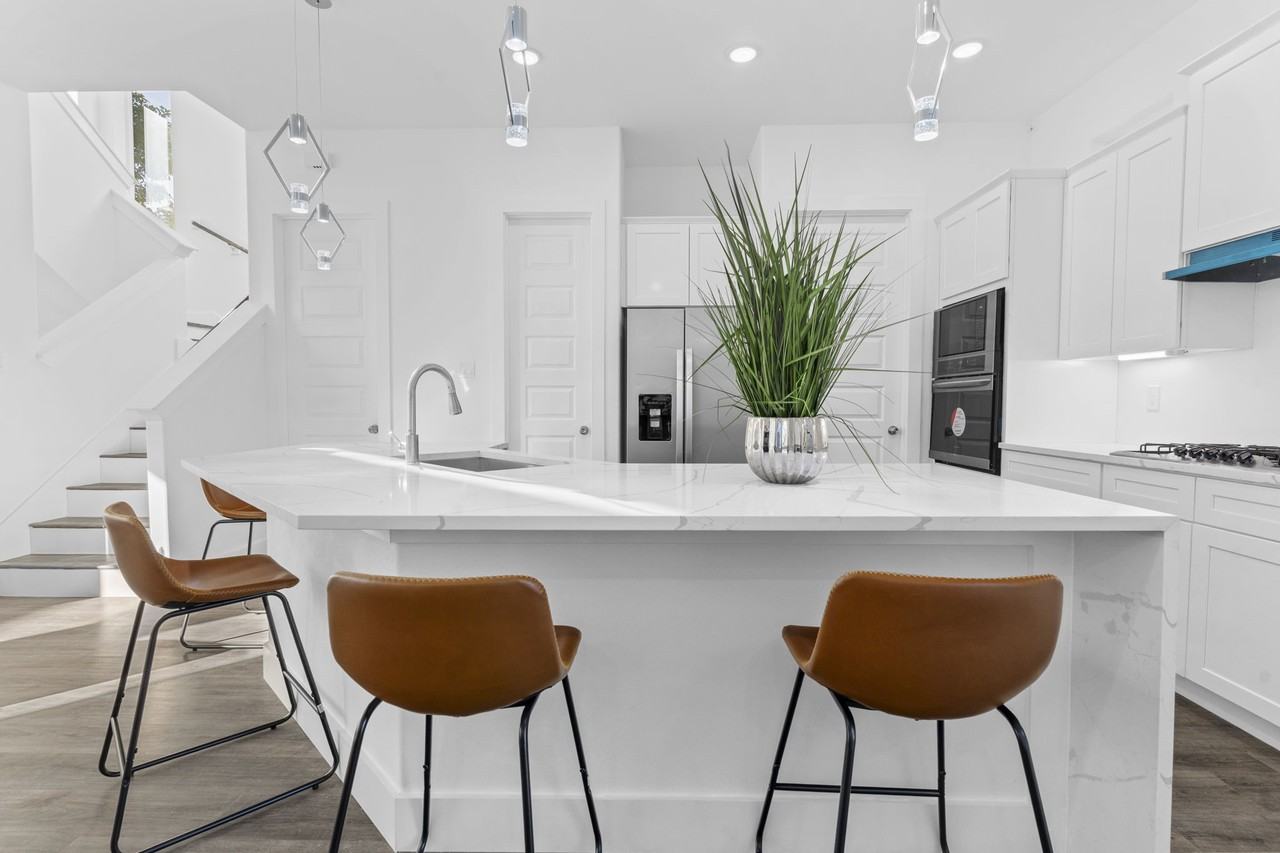 4017 Ward St #4017 - Photo 3 of 45