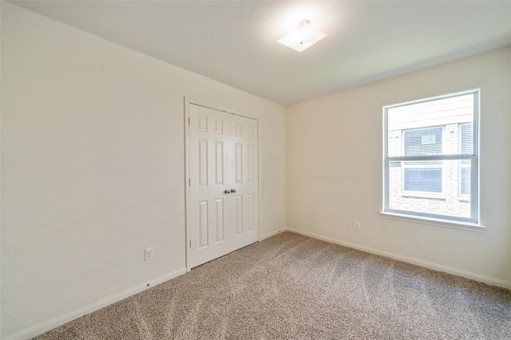 9926 Opal Rock Dr #9926 - Photo 3 of 8