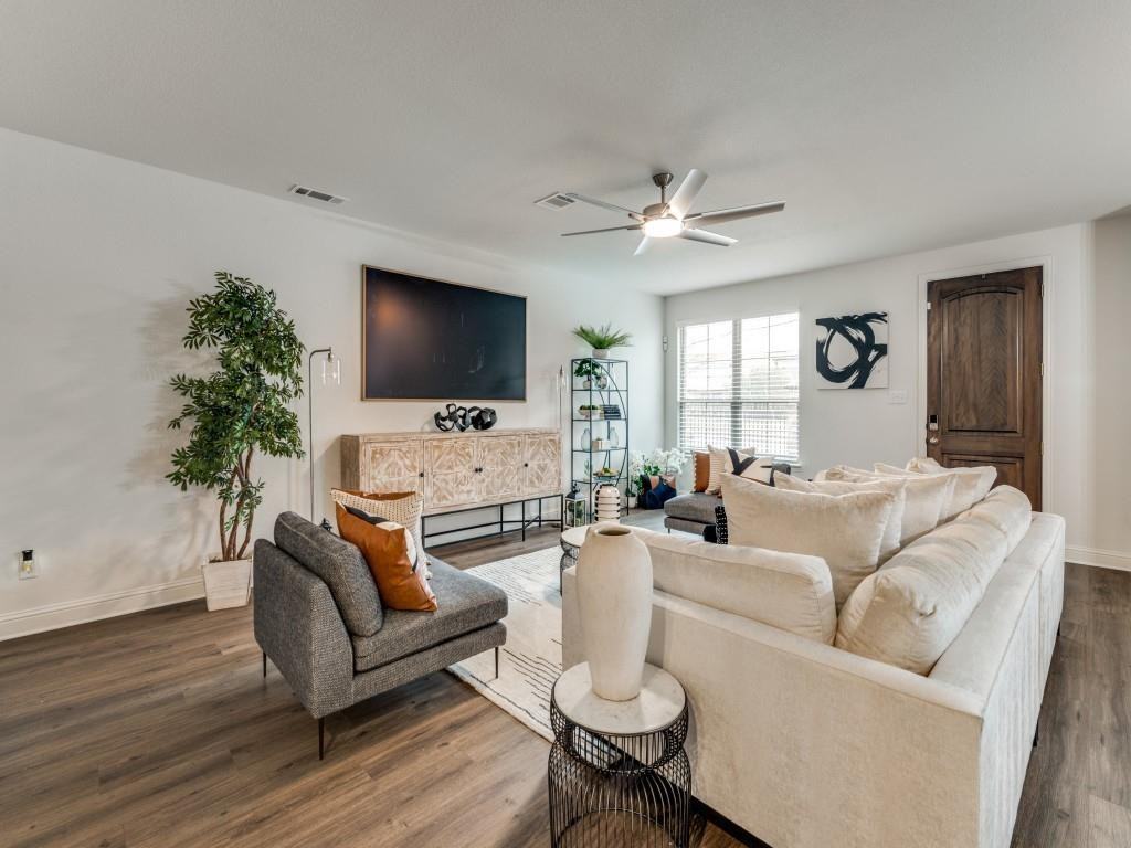 4226 Swinley Forest Dr #4226 - Photo 2 of 20