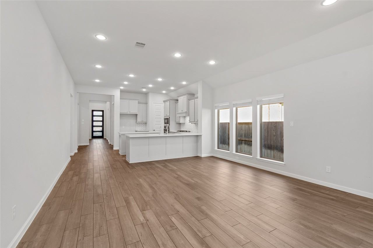 5030 Morrison Drive #5030 - Photo 3 of 48