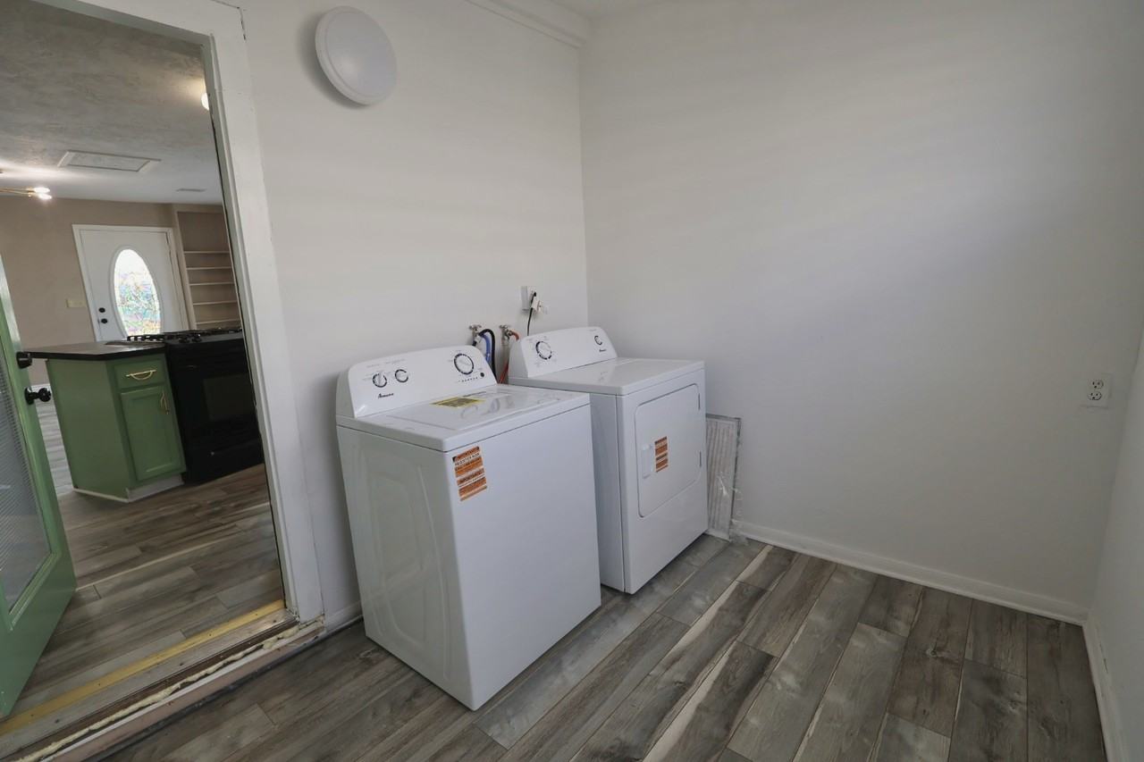 642 5th St #642 - Photo 7 of 20