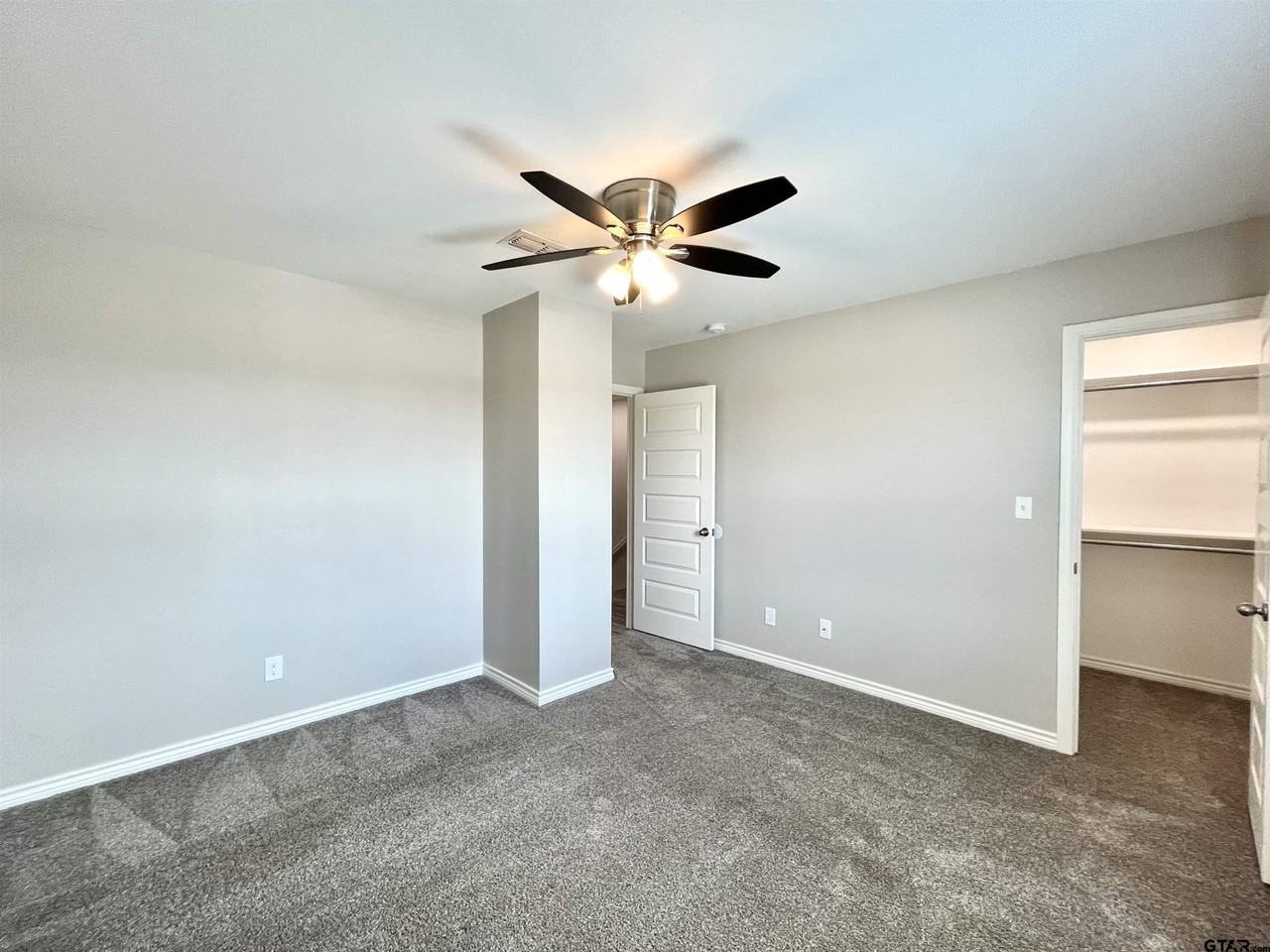 1655 S Kennedy Ave #1655-601 - Photo 3 of 20