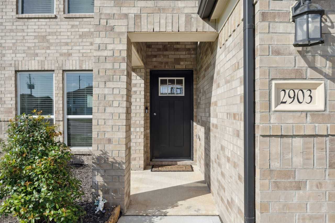 2903 Godric Hollow Ln #2903 - Photo 5 of 35