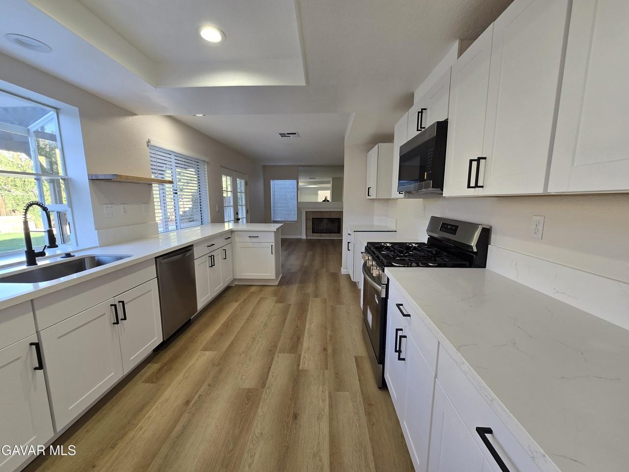 2007 Willowbrook Ave #2007 - Photo 3 of 26