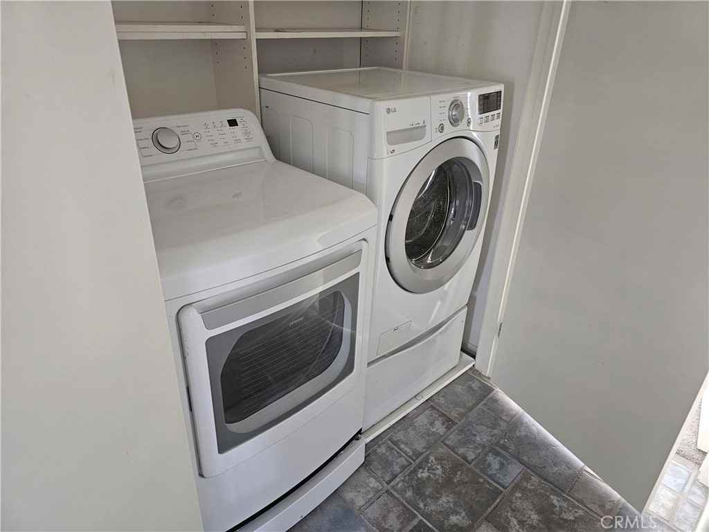 119 Rockwood #119-56 - Photo 7 of 11