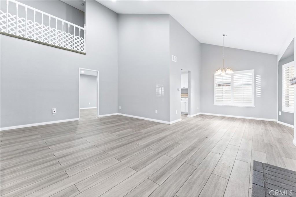 83 Weepingwood #83-35 - Photo 7 of 19